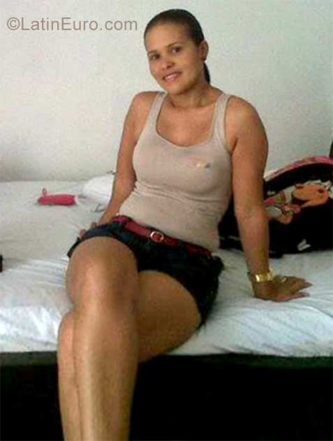 Date this good-looking Colombia girl Elith from Cartagena CO20697