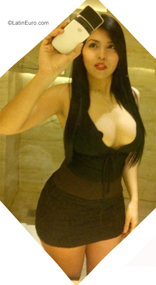 Date this nice looking Colombia girl Diana marcela from Manizales CO20838