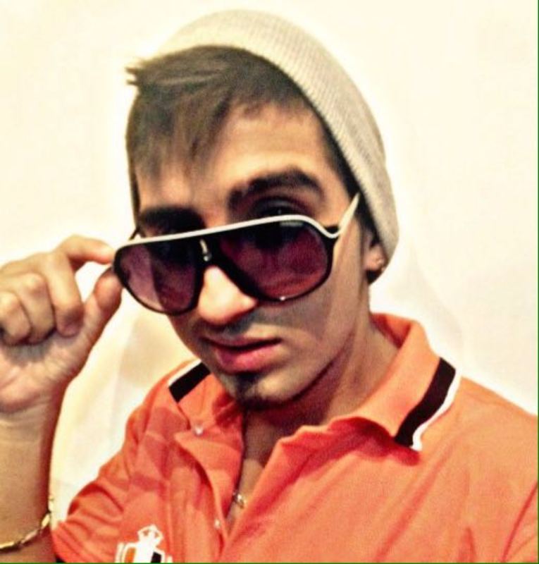 Date this lovely Colombia man Cristian from Medellin CO20996