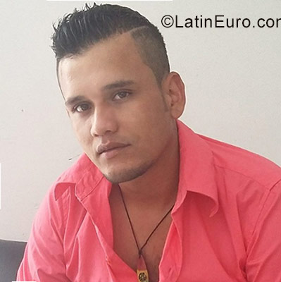 Date this delightful Colombia man Eric from Tulua CO21061