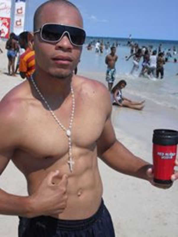 Date this funny Dominican Republic man Sisqo from Santo Domingo DO28620