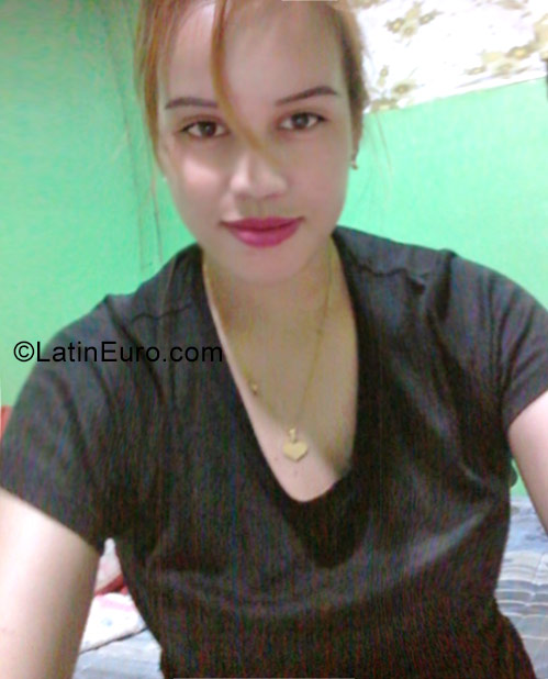 Date this lovely Philippines girl Enaj from Cagayan De Oro Citu PH959