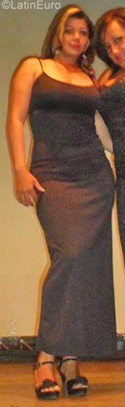 Date this sultry Colombia girl Negra from Popayan CO21599