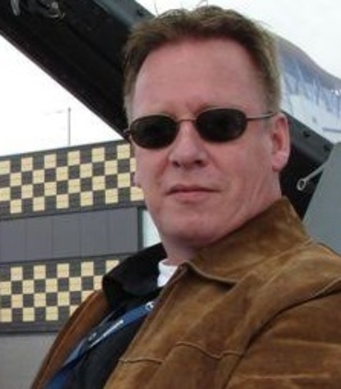 Date this tall United States man Petershinne from Chicago US18230