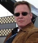 tall United States man  from Chicago US18230