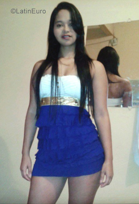 Date this lovely Colombia girl Carol from Medellin CO21799