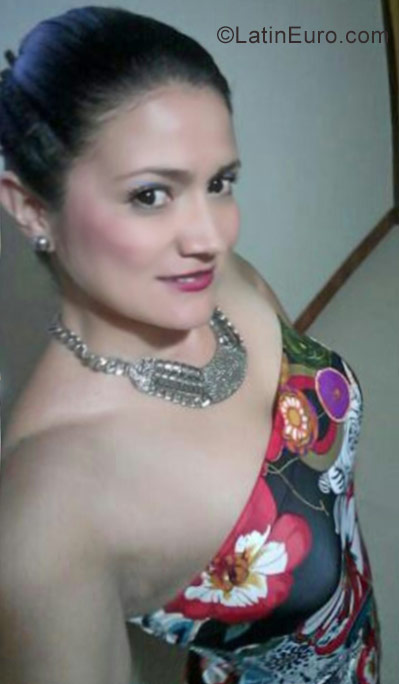Date this delightful Colombia girl Milena from Manizales CO21984
