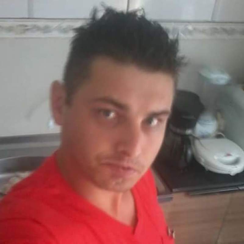 Date this attractive Brazil man Johnny ricardo from Joinville Sc BR10213