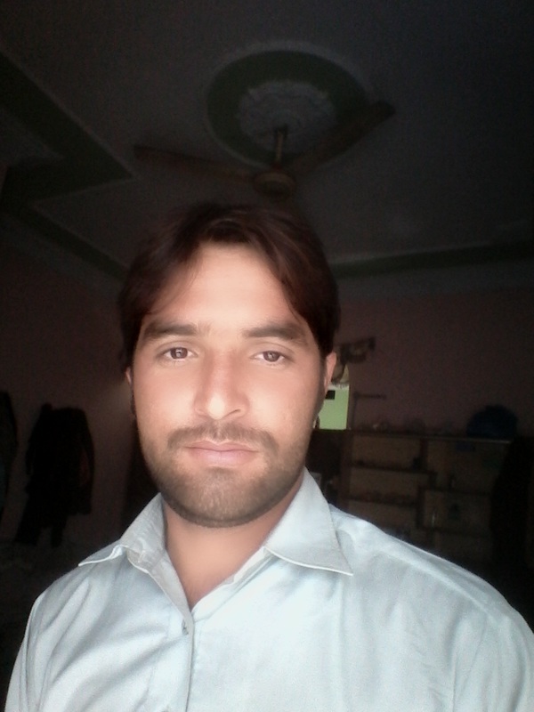 Date this foxy Pakistan man Shahzad from Multan PK120