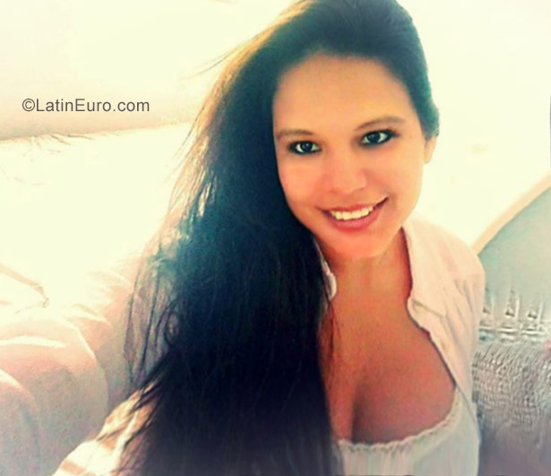 Date this hot Peru girl Lizit from Chiclayo PE1108