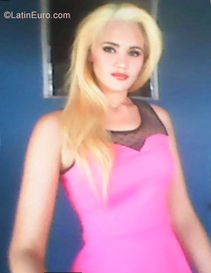 Date this passionate Cuba girl Lili from Camaguey CU95