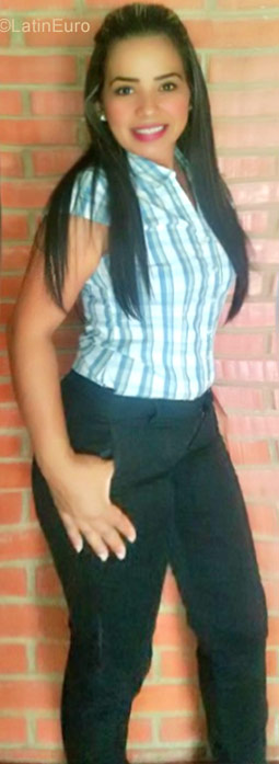 Date this delightful Venezuela girl Lily from Lara VE1967