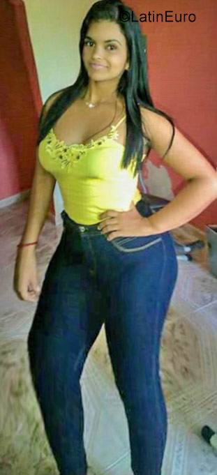 Date this stunning Venezuela girl Marian from Maturin VE3873