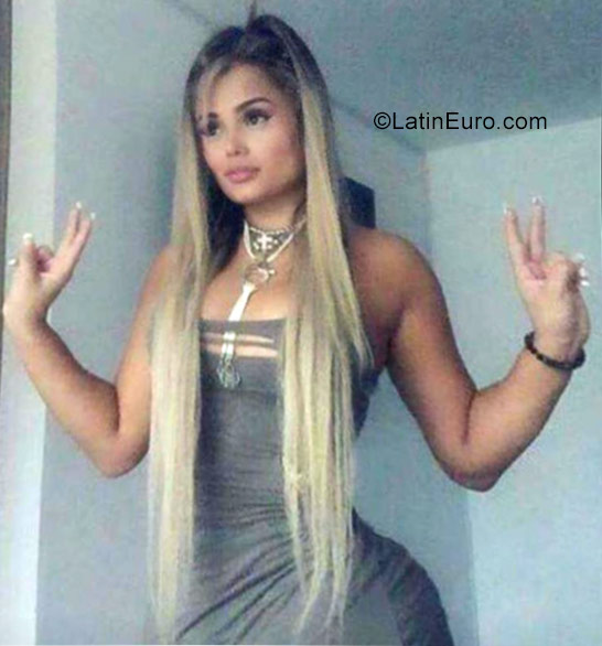 Date this cute Colombia girl Lilo from Medellin CO22345