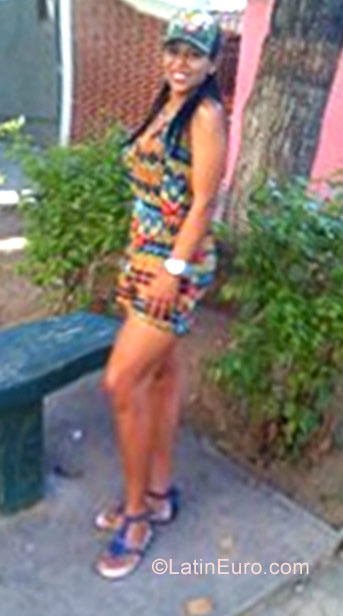Date this exotic Venezuela girl Natacha from Caracas VE973