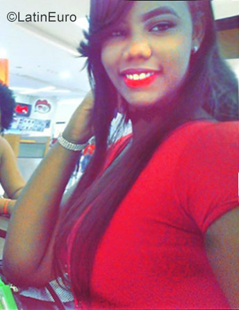 Date this exotic Dominican Republic girl Lily from Santo Domingo DO30426