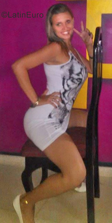 Date this passionate Cuba girl Yanet Quintino from Bayamo CU131