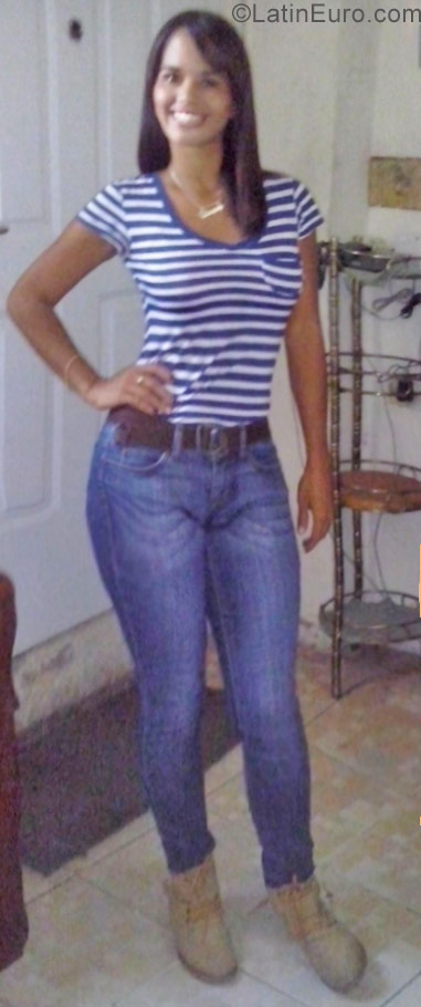 Date this tall Venezuela girl Angelin from Caracas VE1043
