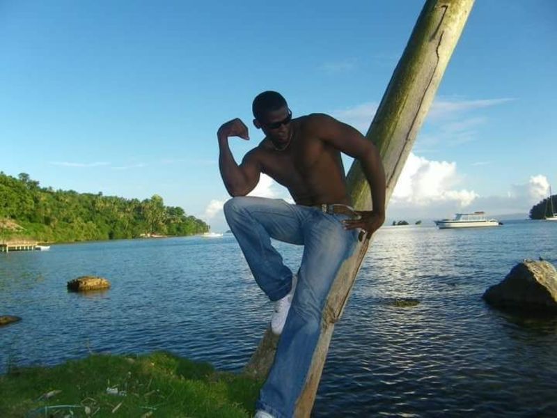 Date this lovely Dominican Republic man Dario from Santo Domingo DO31151