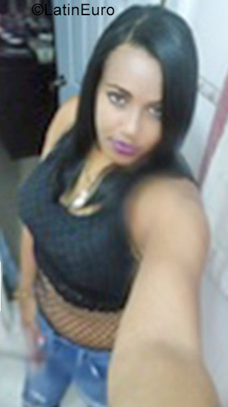 Date this nice looking Dominican Republic girl Miledys26 from Santiago DO31219