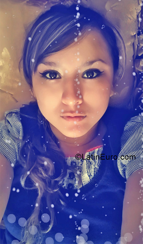 Date this charming Peru girl Sindy from Lima PE1210