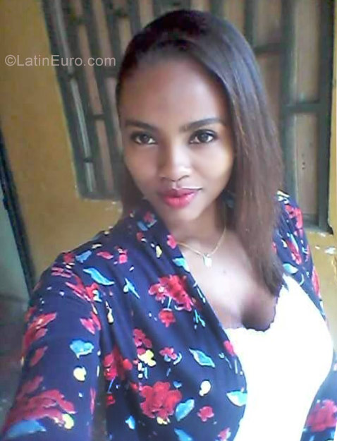 Date this young Colombia girl Kathyn from Quibdo CO23221