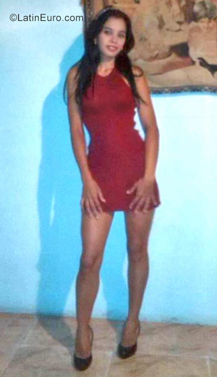 Date this lovely Venezuela girl Gabriel from Puerto Cabello VE1317