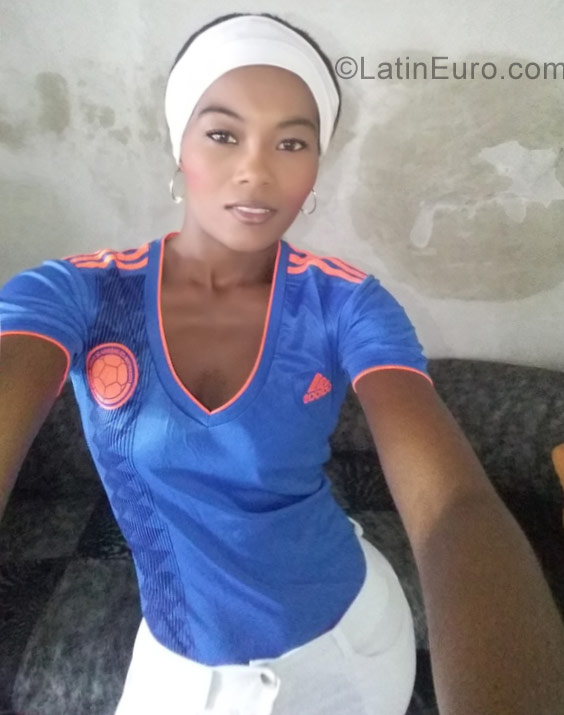 Date this tall Colombia girl Karen from Medellin CO23531