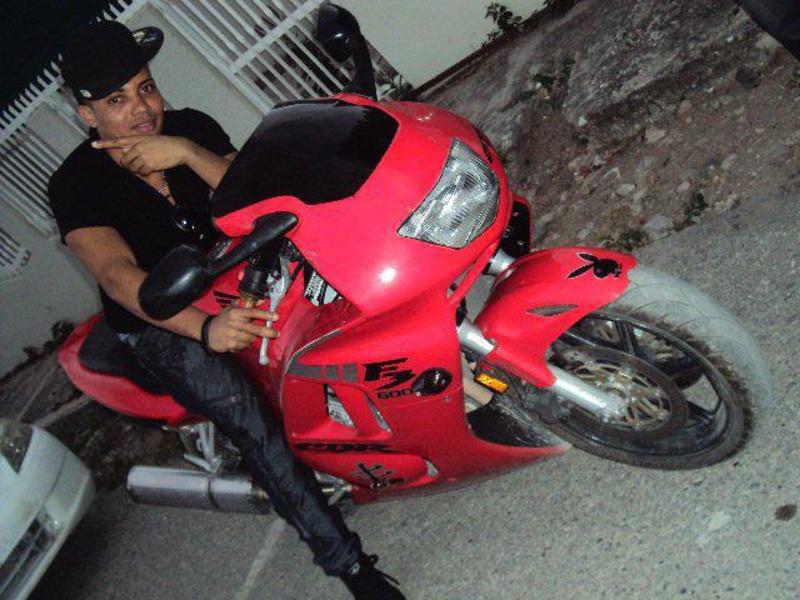 Date this sultry Dominican Republic man Moises from Santo Domingo DO32244