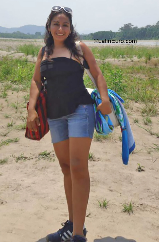 Date this georgeous Peru girl Marisol from Huanuco PE1260