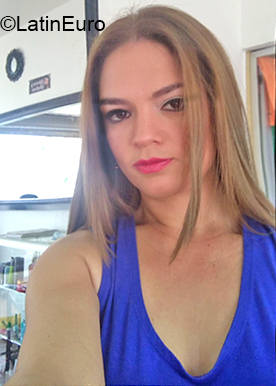 Date this cute Colombia girl Jemmy from Pitalito CO23855