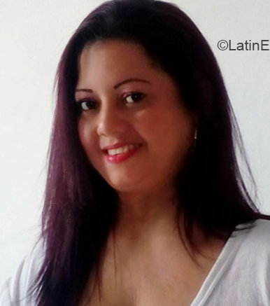 Date this hot Colombia girl Sandra from Pereira CO23863