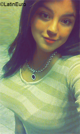 Date this pretty Argentina girl Rocio from Buenos Aires AR142