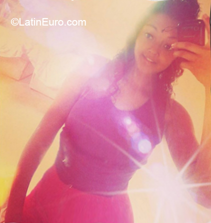 Date this athletic Venezuela girl Mersi from Maracaibo VE1659