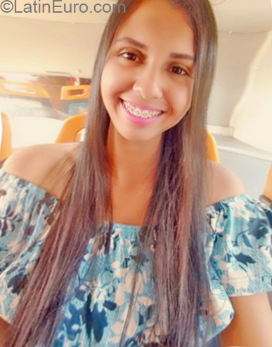 Date this pretty Venezuela girl Coro from Maracay VE1707