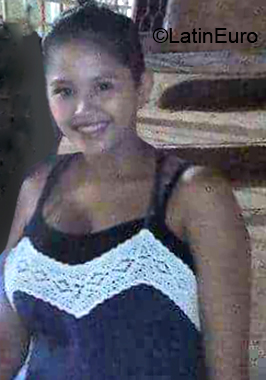 Date this sensual Colombia girl Angie from Cartagena CO24030