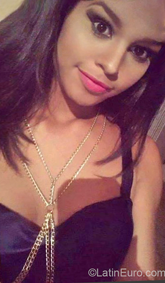 Date this charming Venezuela girl Cleudy from El Tigre VE1726