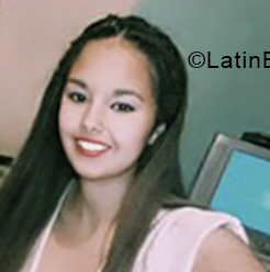 Date this pretty Argentina girl Evelyn from Buenos Aires AR140