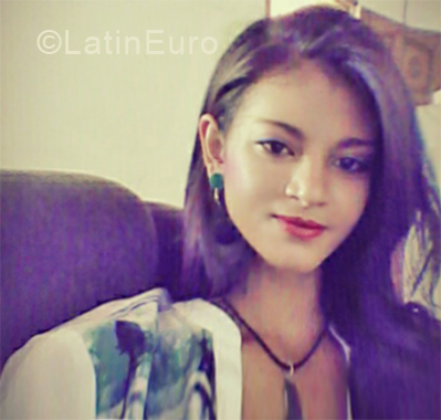 Date this sensual Brazil girl Jaciara from Goiania BR10598