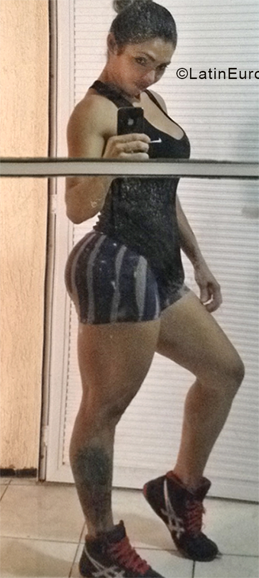 Date this pretty Brazil girl Silvania from Fortaleza BR10602