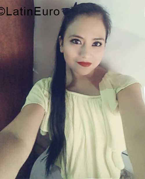 Date this gorgeous Peru girl Sandra from Trujillo PE1304