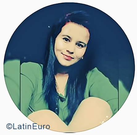 Date this beautiful Colombia girl Fernanda from Bogota CO24398
