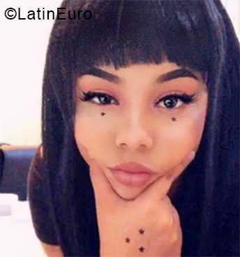 Date this cute Venezuela girl Luz from Caracas VE1957