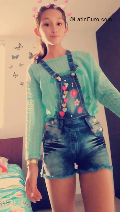 Date this delightful Colombia girl Luisa from Medellin CO24517