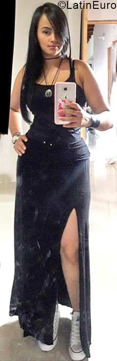 Date this young Colombia girl Ana maria from Medellin CO24577