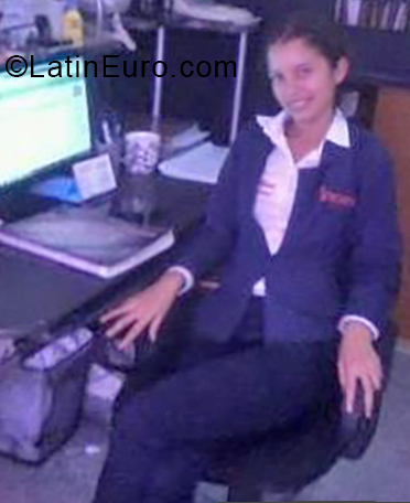 Date this voluptuous Venezuela girl Sasha from El Tigre VE1984