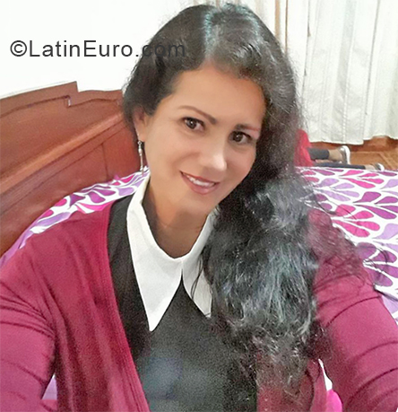 Date this cute Colombia girl Mercy from Popayan CO24765