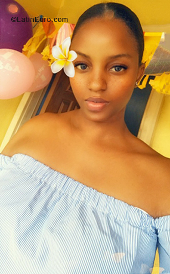 Date this pretty Jamaica girl Shanell from Montego Bay JM2612