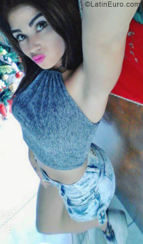Date this exotic Venezuela girl Alexandra from Libertador VE2134