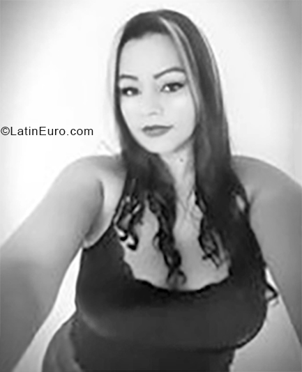 Date this stunning Colombia girl Girlie from Medellin CO24893